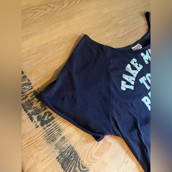 Victoria’s Secret PINK New York Yankees Navy Cropped Top - Picture 10 of 16